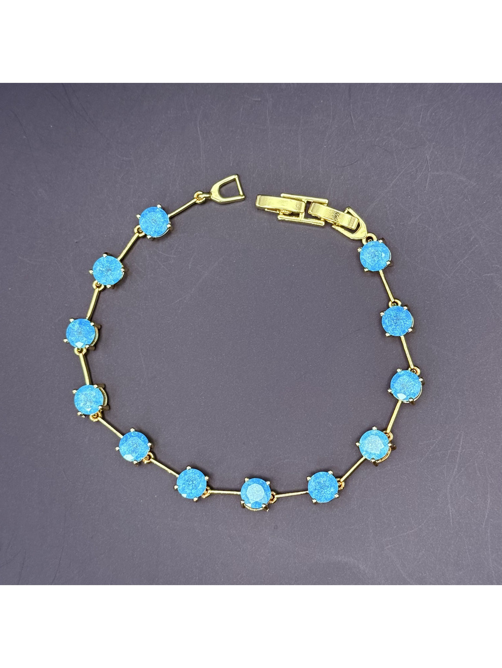 candy+clover fizzy aqua round crystal gold tone bracelet